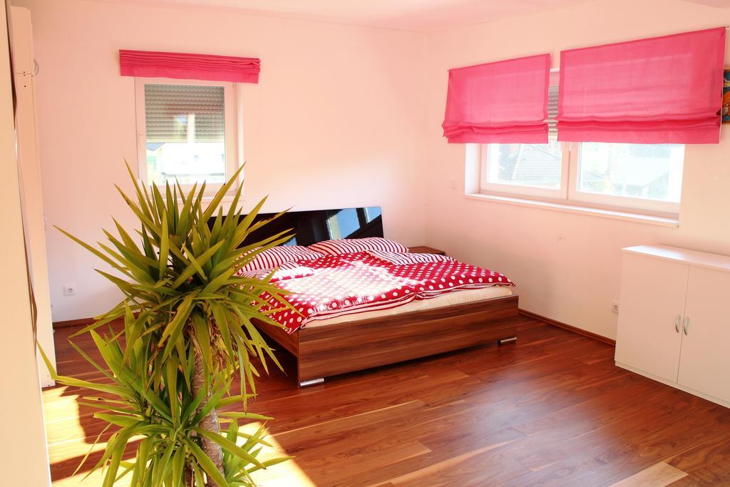 Villa Relax Am See โบเดนสดอร์ฟ ห้อง รูปภาพ