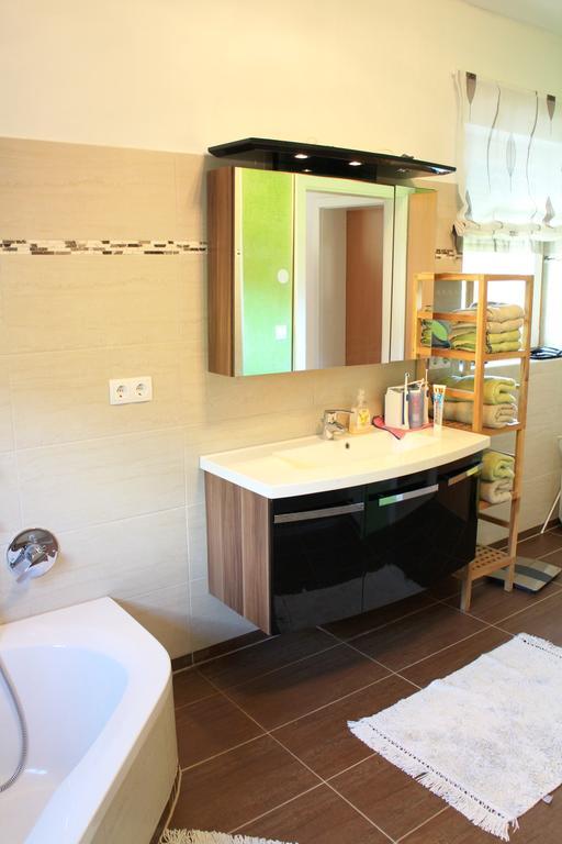 Villa Relax Am See โบเดนสดอร์ฟ ห้อง รูปภาพ